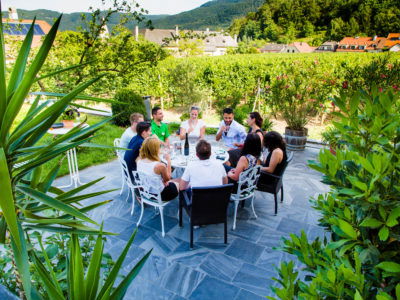 Weinprobe in der Wachau in einer Gruppe